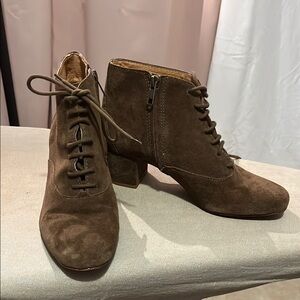Madewell Brown Lace Up Boots with Chunky Heel